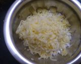 A picture of step 2 of Sabudana Vada.
