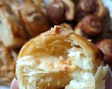 Foto langkah ke 4 dari resep 🥐Puff Pastry Cinnamon,Bolognese, Cheese.