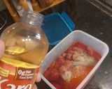 A picture of step 3 of Strawberries Juice.