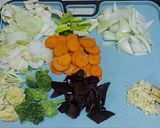 Foto langkah ke 2 dari resep Sapo Tahu Seafood.