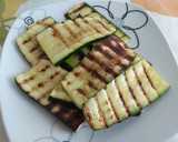 Foto del paso 1 de la receta: Wrap de hummus y calabacín