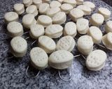 Foto del paso 5 de la receta: Bizcochitos de crema de leche