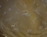 Foto langkah ke 2 dari resep Creamy Tuna Spaghetti.