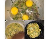A picture of step 2 of Onion egg omelette.