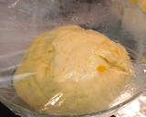 Foto del paso 2 de la receta: Roscón de reyes relleno de crema pastelera con leche condensada