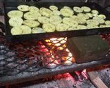 Foto del paso 2 de la receta: Bife a la plancheta con papas