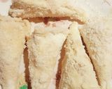 A picture of step 3 of Cone style bread pakora.