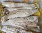 Foto del paso 4 de la receta: Merluza al horno con patatas panadera