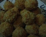 Foto langkah ke 8 dari resep Potato Balls with Cheese.