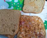 A picture of step 1 of Chilli cheese sandwich.