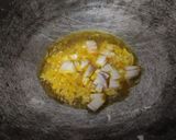 A picture of step 1 of Punjabi Tadka Maggie.