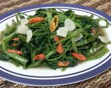 Foto langkah ke 4 dari resep Cah Kangkung saus Tiram.