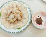 Hình bước làm 4 của món Thịt luộc bằng 1 thìa canh nước Và chấm mắm tôm.
