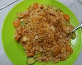 Foto langkah ke 4 dari resep Nasi Goreng musim hujan.