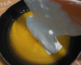 Foto langkah ke 3 dari resep Tres Leches (Milk Bath Cake).