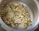 முளைக்கட்டிய பச்சைப்பயிறு சாதம் ரெசிபி ஸ்டேப் 4 புகைப்படம்