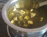 A picture of step 11 of Palak paneer.