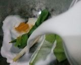 Foto langkah ke 3 dari resep Ketan Kuning Serundeng.