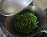 Foto langkah ke 4 dari resep Tumis kacang panjang + tempe.