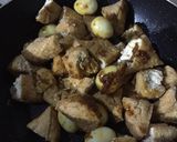 Foto langkah ke 3 dari resep Semur Tahu Telur.