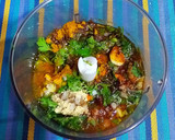Foto del paso 6 de la receta: Pollo asado a la imperial con patatas asadas, huevos y olivas