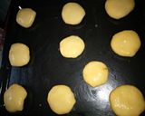 A picture of step 13 of Spicy Meat Bun.