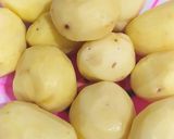 Foto langkah ke 1 dari resep Kentang Mustofa.