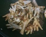 Foto langkah ke 2 dari resep Ceker kecap pedas.