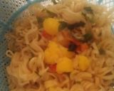Foto langkah ke 1 dari resep Mie Kuah Keju.