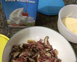 Foto langkah ke 2 dari resep Keto baked mashed Cheese Cauliflower with brisket.