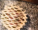 Foto del paso 5 de la receta: Tarta de POLLO, REPOLLO y re contra pollo!! 🥧 (individual)