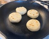 A picture of step 4 of Mini Arepa for two.