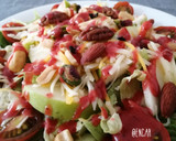 Foto del paso 7 de la receta: Ensalada de manzana, queso y frutos secos