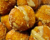 Foto del paso 7 de la receta: Buñuelos de yogur con crema de chocolate