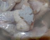 รูปขั้นตอนการทำที่ 1 ของ น่องไก่นึ่งวุ้นเส้นสมุนไพร