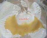 Foto langkah ke 3 dari resep Bolu Kurma Panggang.