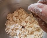 A picture of step 3 of Jim jam cookies.