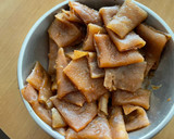 Foto del paso 2 de la receta: Ensalada de cochayuyo con tomate y cebollín