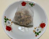 菊花🌼枸杞蘿蔔清湯 （電鍋料理）的食譜步驟3照片