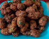 મેથી ના મુઠીયા (Methi Muthia Recipe In Gujarati) રેસીપી સ્ટેપ8ફોટો