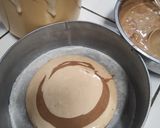Foto langkah ke 7 dari resep Bolu Zebra Kukus White Coffe.