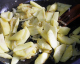 Foto del paso 2 de la receta: Trenza de cebolla y manzana