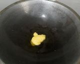 Foto langkah ke 1 dari resep Ayam kecap mentega simpel dan ekonomis.