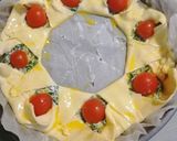 Foto del passaggio 7 della ricetta Corona di pasta sfoglia ripiena
