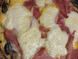 Tarta de verduras, jamón y queso sin masa: 1 zapallito + 1 cebolla