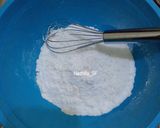 Foto langkah ke 2 dari resep Dadar Gulung Tanpa Telur Isi Unti Kelapa.