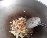 Foto langkah ke 2 dari resep Tumis Pakis Cabe Rawit.