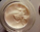 A picture of step 2 of Mayonnaise.