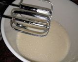 Foto del paso 1 de la receta: Bizcochuelo de yogur y mermelada de frutilla