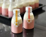 Foto langkah ke 4 dari resep Puding Sedot Strawberry.